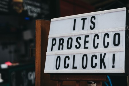 prosecco-clock.jpg